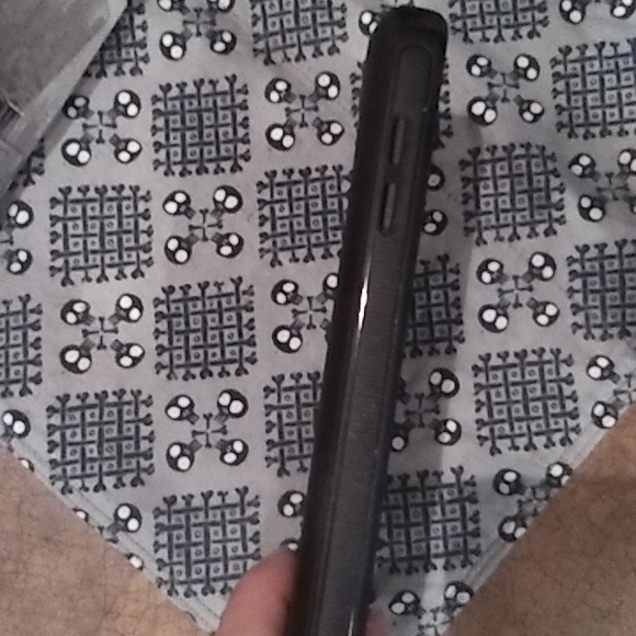 Black Web Phone case - Picture 5 of 6